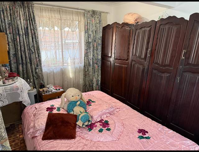 2 BEDROOM FREEHOLD FOR SALE IN BONELA